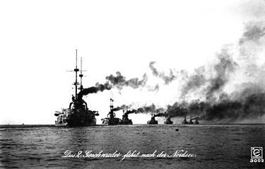 Saksan avomerilaivasto (Hochseeflotte) ensimmäisessä maailmansodassa. Kuvan lähde on Wikipedia.