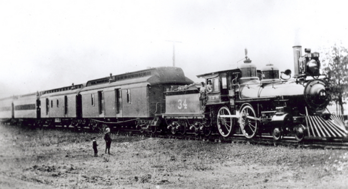 Kuva 2. Matkustajajuna Yhdysvalloissa vuonna 1870. Kuvan lähde kenoder.com.